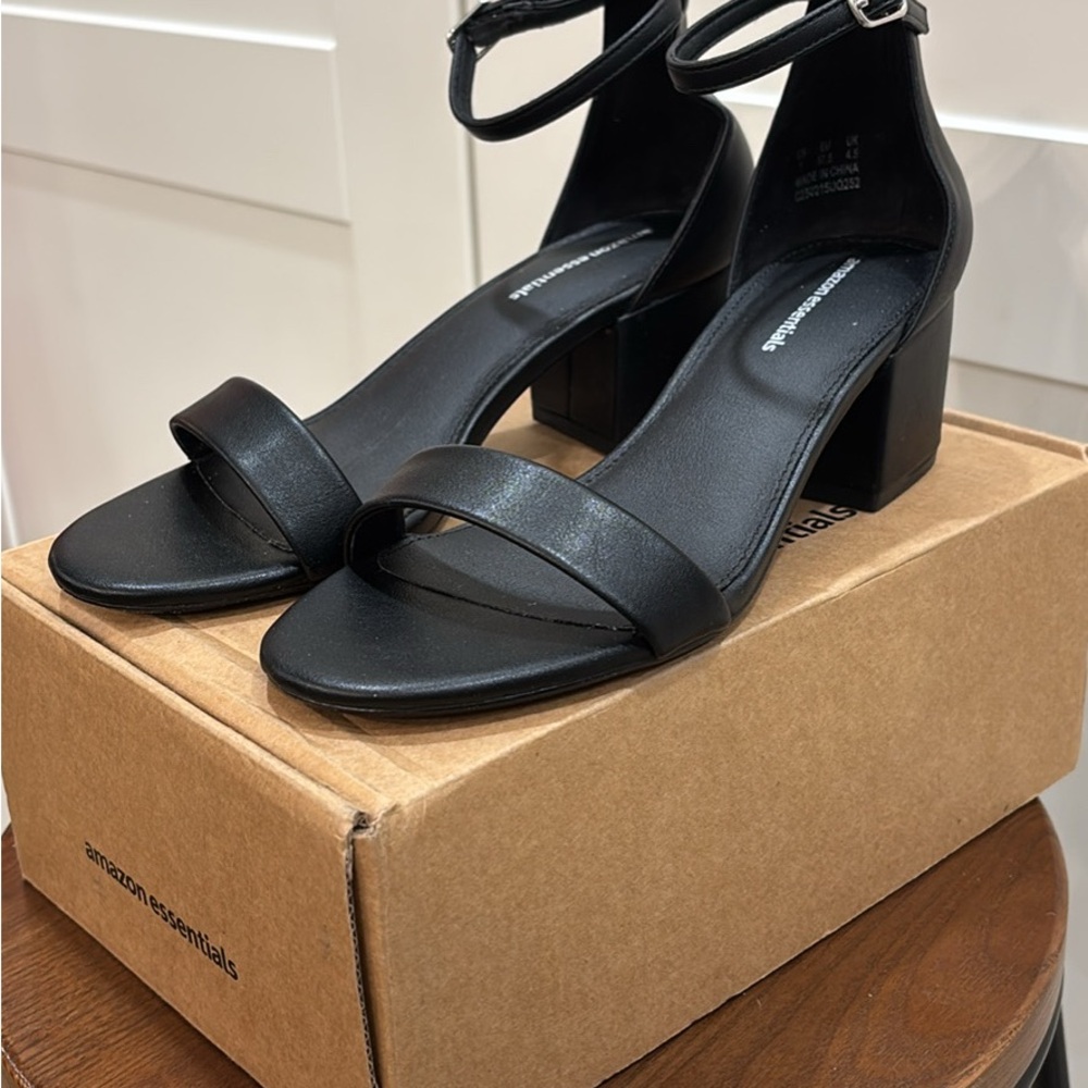 Amazon Essentials Black Block Heel Sandals